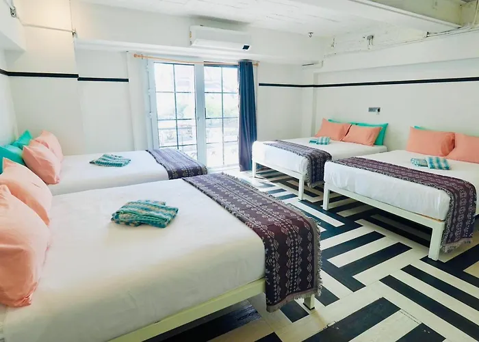 Hotel The Locals Old Town Bangkok
