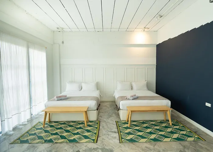 The Locals Old Town Hotel 5*