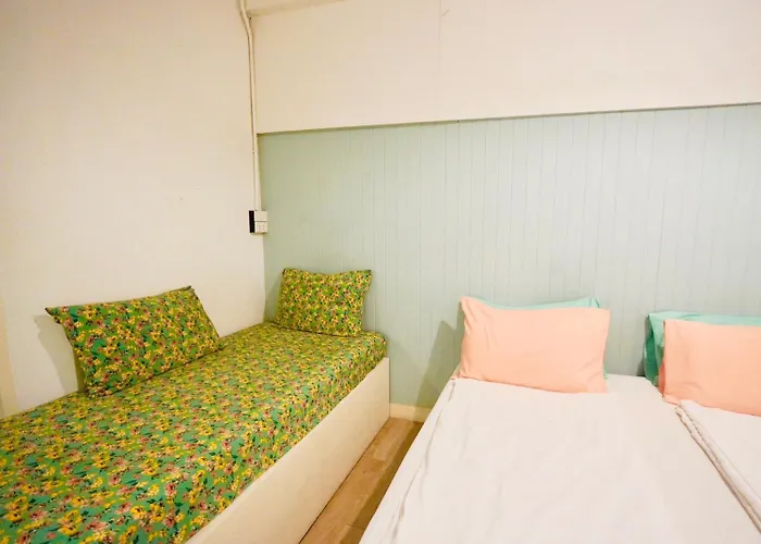 The Locals Old Town 5* Bangkok